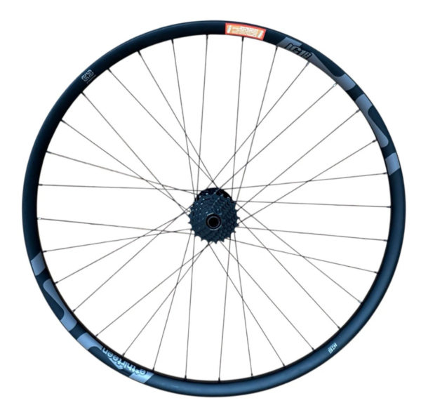 E Thirteen LG1 R DH Carbon 29“ 30mm Hinterrad Laufrad 150x12 Kassette 7 Fach 9-21t